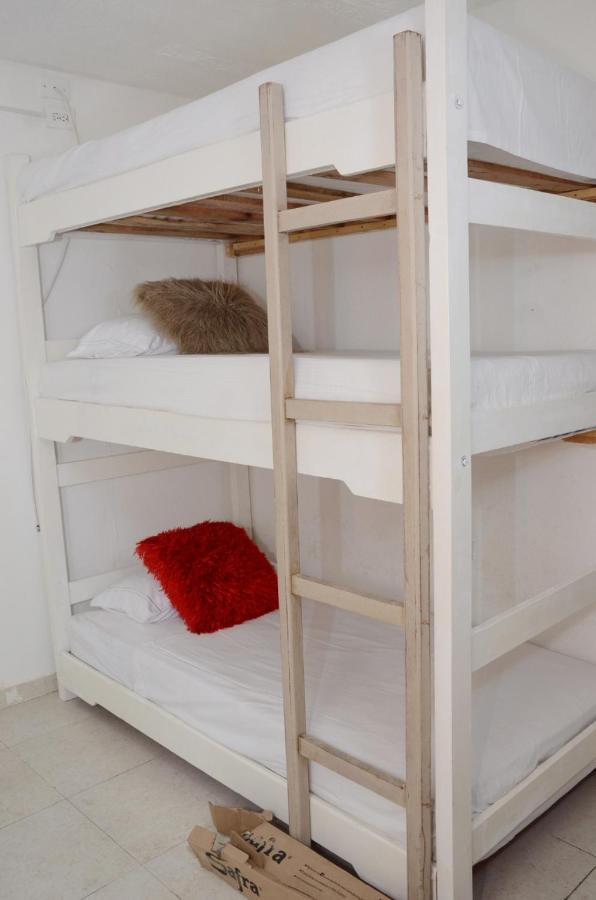 Hostal Marbella 47 Cartagena Eksteriør bilde