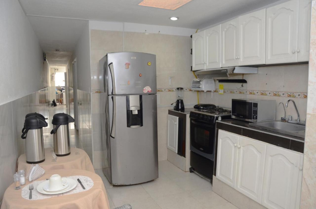 Hostal Marbella 47 Cartagena Eksteriør bilde