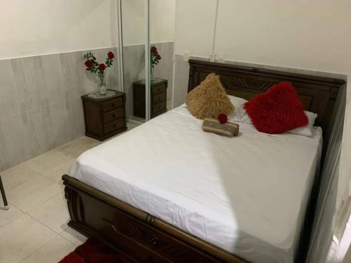 Hostal Marbella 47 Cartagena Eksteriør bilde